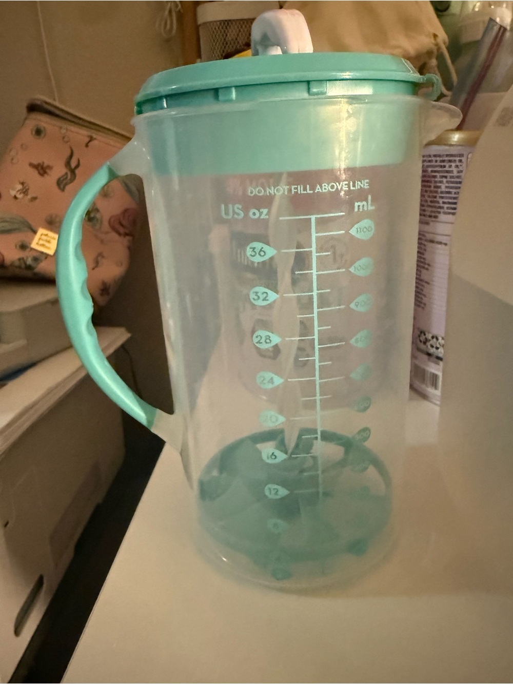 Dr Brown’s Natural Flow Milk Measuring Pitcher with Handle and Lid - 36 oz